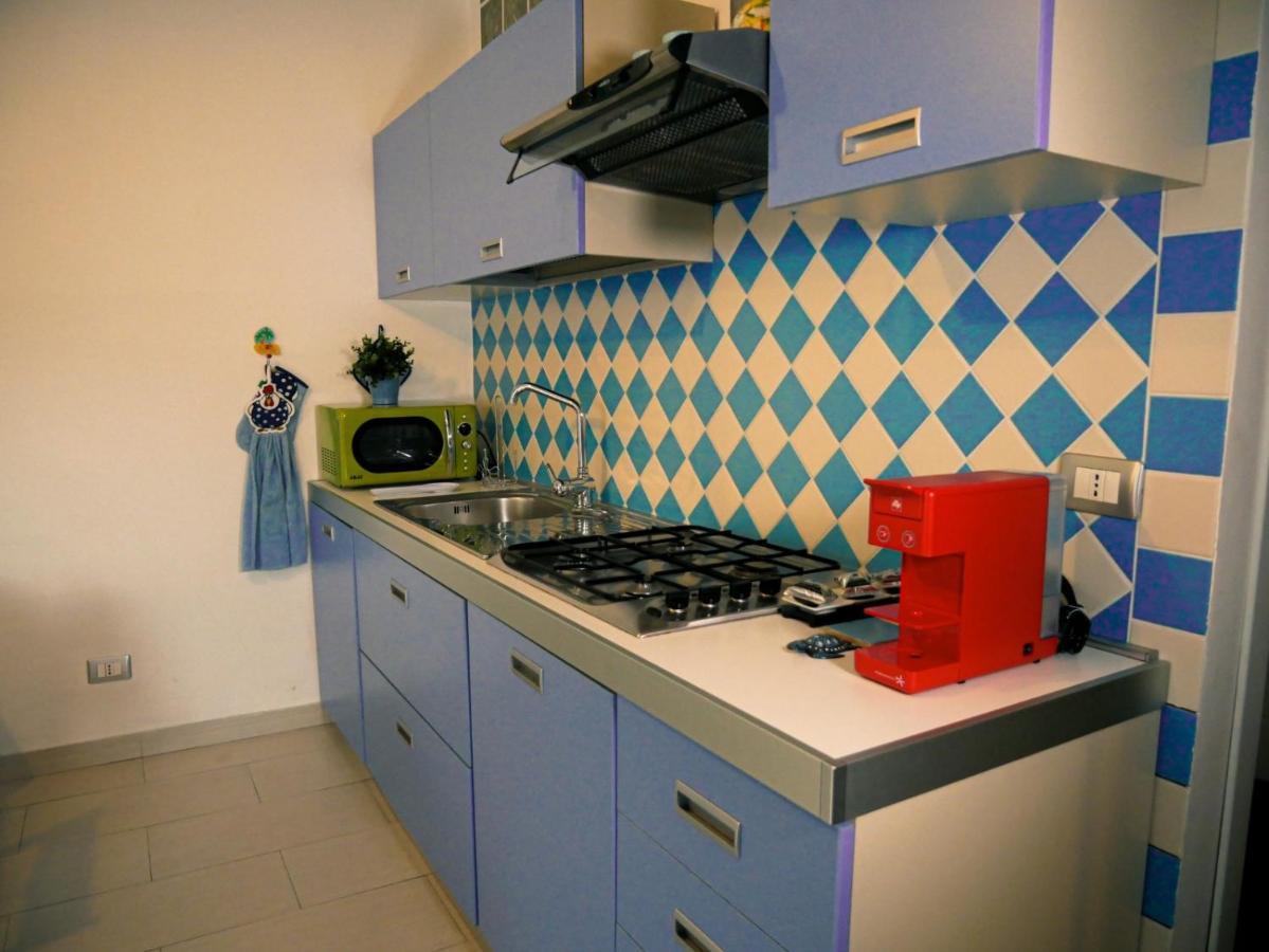 Mare Roccia Beachfront Apartment Taormina Kültér fotó